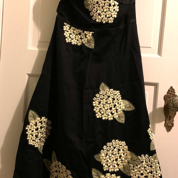Anthropologie Odille Hydrangea Embroidered Midi Dress 4 S - Picture 2 of 4